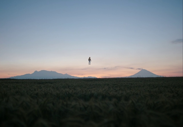 Video Reference: Sky, Cloud, Mountain, Afterglow, Plant, Mountainous landforms, Dusk, Tree, Natural landscape, Sunrise