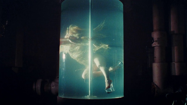 Video Reference: Water, Organism, Rectangle, Art, Automotive lighting, Gas, Tints and shades, Electric blue, Glass, Darkness