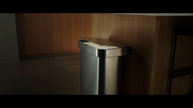 Video Reference: Waste containment, Wood, Gas, Cylinder, Waste container, Hardwood, Major appliance, Darkness, Metal, Audio equipment