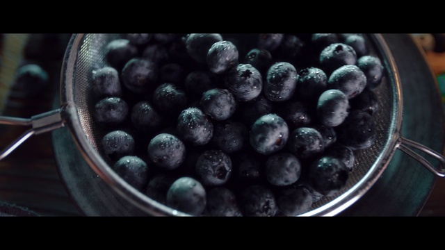 Video Reference: Tableware, Food, Dishware, Seedless fruit, Natural foods, Fruit, Plant, Ingredient, Berry, Produce