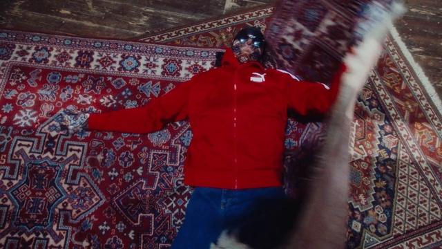 Video Reference: World, Textile, Sleeve, Gesture, Wall, Art, Fun, Magenta, Event, Electric blue