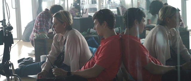 Video Reference: Comfort, Interaction, T-shirt, Event, Eyewear, Fun, Crowd, Leisure, Conversation, Recreation