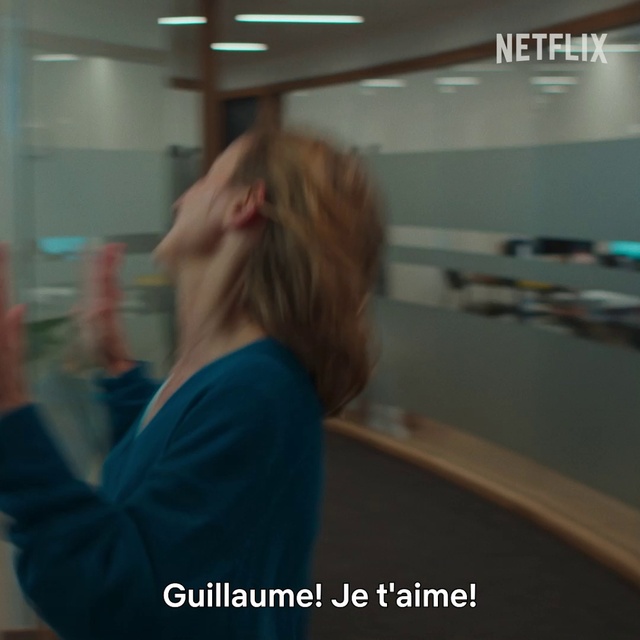 Video Reference: Gesture, T-shirt, Room, Job, Elbow, Fun, Back, Glass, Transport, Child