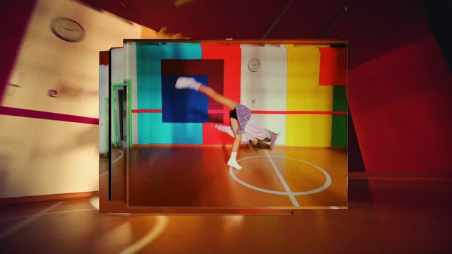 Video Reference: Entertainment, Art, Flooring, Television, Floor, Clock, Basketball hoop, Television set, Flat panel display, Magenta