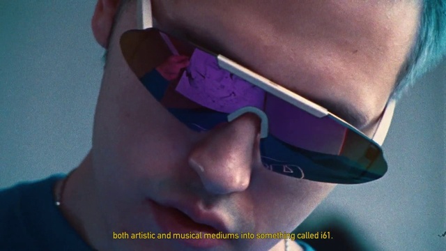 Video Reference: Glasses, Goggles, Vision care, Sunglasses, Eyewear, Neck, Eye glass accessory, Headgear, Leisure, Cap