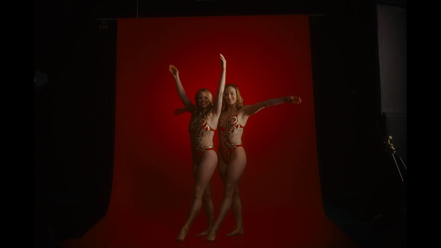 Video Reference: Artist, Choreography, Thigh, Dance, Performing arts, Art, Entertainment, Human leg, Event, Magenta