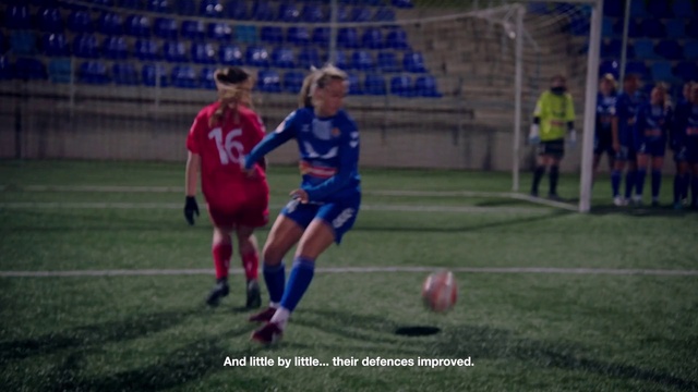 Video Reference: Sports equipment, Shorts, Soccer, Football, Ball, Grass, Cleat, Soccer ball, Player, Football player