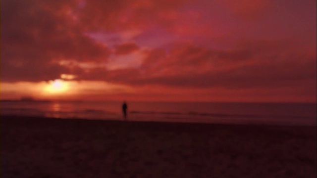 Video Reference: Cloud, Sky, Afterglow, Orange, Red sky at morning, Dusk, Natural landscape, Sunrise, Sunset, Landscape
