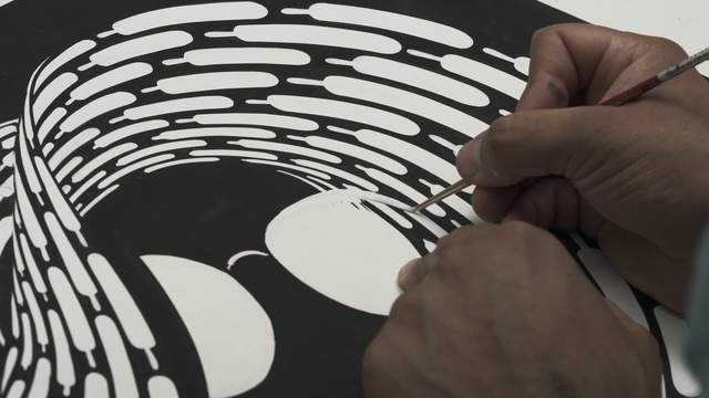 Video Reference: Gesture, Finger, Font, Automotive tire, Tints and shades, Eyelash, Circle, Pattern, Art, Recreation