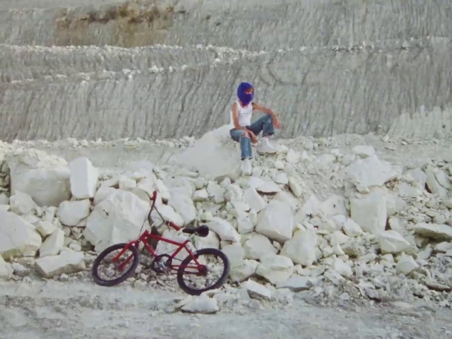 Video Reference: Bicycle, Land vehicle, Wheel, Tire, Bicycle wheel, Bicycles--Equipment and supplies, Bicycle tire, Bicycle handlebar, Bicycle frame, Vehicle