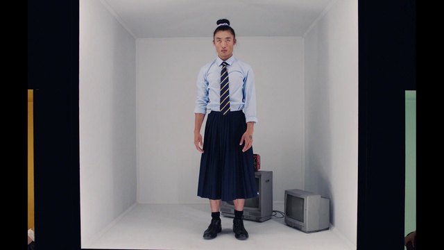 Video Reference: Shoulder, Dress shirt, Neck, Sleeve, Waist, Hat, Grey, Collar, Workwear, Knee