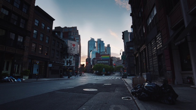 Video Reference: Cloud, Building, Sky, Window, Road surface, Dusk, Neighbourhood, Asphalt, Cityscape, Metropolis
