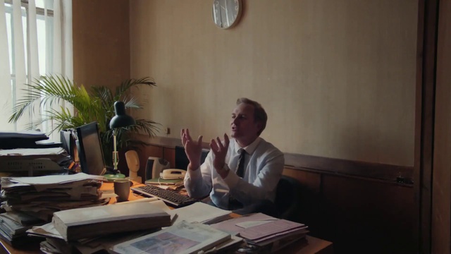 Video Reference: Plant, Table, Houseplant, Window, Comfort, Flowerpot, Desk, Clock, Writing desk, White-collar worker