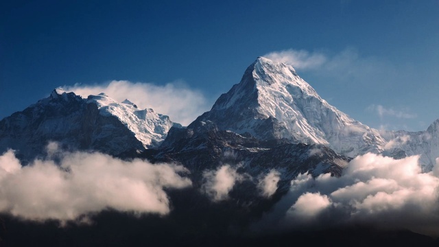 Video Reference: Cloud, Sky, Mountain, Atmosphere, Snow, Natural landscape, Highland, Cumulus, Landscape, Geological phenomenon