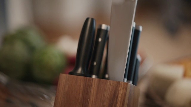 Video Reference: Tableware, Kitchen utensil, Wood, Cutlery, Fork, Hardwood, Cosmetics, Wood stain, Chair, Metal