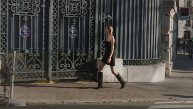 Video Reference: Flash photography, Thigh, Knee, Waist, Human leg, Fashion design, Electric blue, Art, Road, Boot