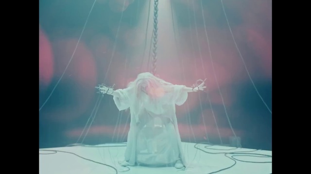 Video Reference: Purple, Dress, Lighting, Microphone, Entertainment, Performing arts, Artist, Magenta, Music venue, Music