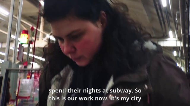 Video Reference: Chin, Eyebrow, Eyelash, Jaw, Black hair, Street fashion, Event, Happy, Fur, Darkness