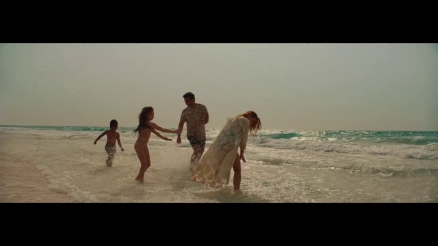 Video Reference: Water, Sky, People on beach, Happy, Gesture, Beach, People in nature, Coastal and oceanic landforms, Shorts, Wind wave