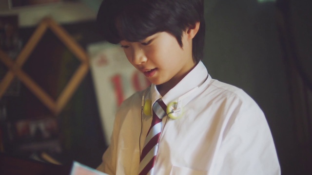 Video Reference: School uniform, Dress shirt, Sleeve, Bow tie, Flash photography, Collar, Tie, Black hair, Happy, Formal wear