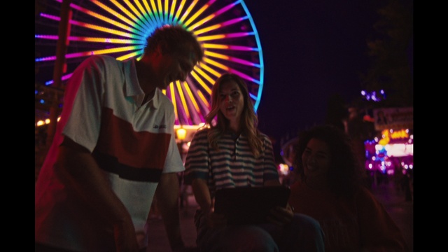 Video Reference: Purple, Lighting, Entertainment, Magenta, Fun, Event, Darkness, Performing arts, Electric blue, Midnight