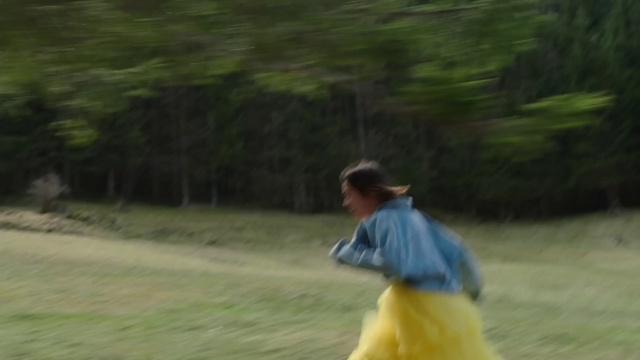 Video Reference: Plant, Happy, People in nature, Grass, Grassland, Landscape, Leisure, Forest, Recreation, Hill