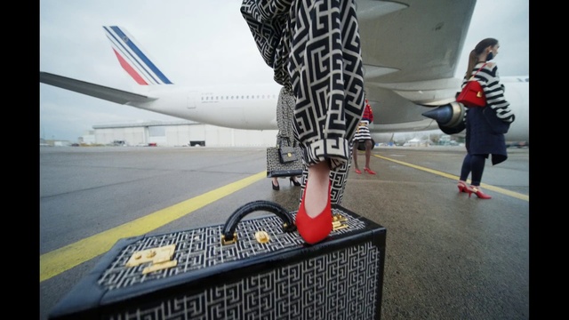 Video Reference: Aircraft, Vehicle, Airplane, Mode of transport, Aerospace manufacturer, Runway, Air travel, Aircraft engine, Flap, Aviation