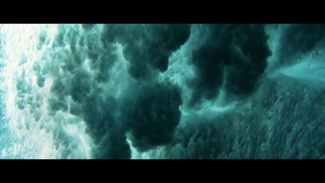 Video Reference: Atmosphere, Sky, Cloud, Underwater, Tree, Cumulus, Water, Geological phenomenon, Electric blue, Space