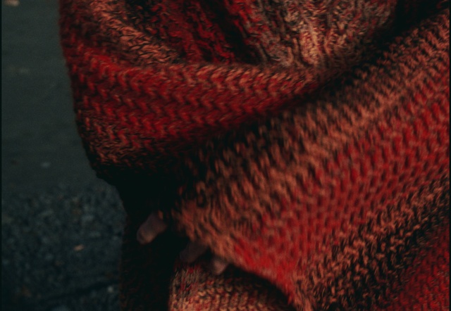 Video Reference: Wood, Grey, Cap, Art, Tints and shades, Woolen, Pattern, Shawl, Thread, Wool