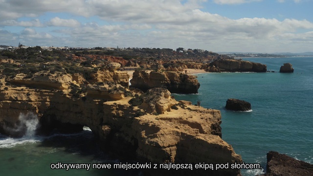Video Reference: Water, Sky, Cloud, Azure, Natural landscape, Bedrock, Coastal and oceanic landforms, Mountain, Horizon, Terrain