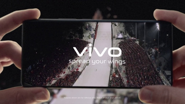 Video Reference: Hand, Gadget, Finger, Gesture, Font, Communication Device, Eyewear, Display device, Nail, Electronic device