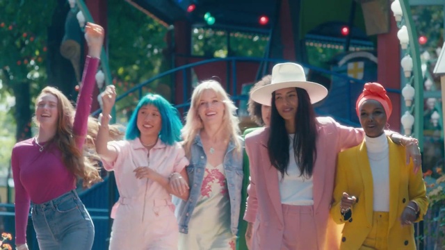 Video Reference: Clothing, Smile, Shirt, Hat, Plant, Fashion, Sun hat, Happy, Entertainment, Gesture