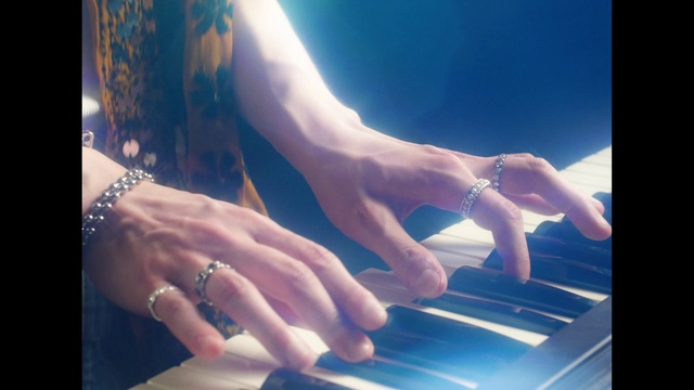 Video Reference: Hand, Light, Azure, Musical instrument, Piano, Finger, Gesture, Dress, Keyboard, Nail