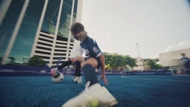 Video Reference: Shorts, Sky, Leg, Plant, Happy, Leisure, Knee, Sneakers, Tree, Thigh