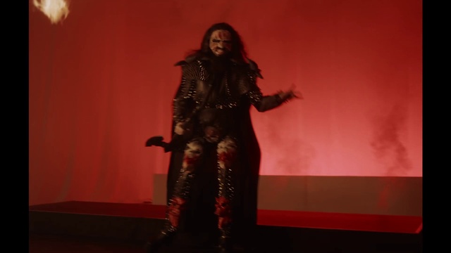 Video Reference: Standing, Entertainment, Music artist, Performing arts, Fashion design, Music, Artist, Thigh, Performance art, Event