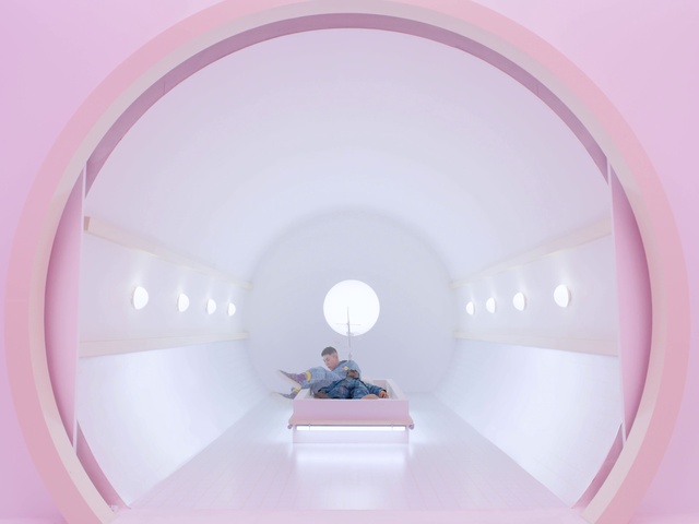 Video Reference: Stairs, Window, Material property, Magenta, Circle, Symmetry, Ceiling, Art, Electric blue, Mirror
