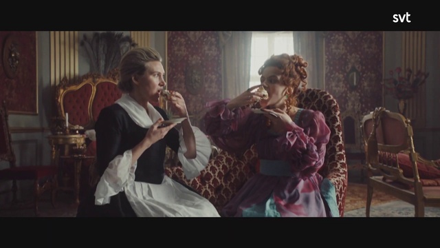 Video Reference: Furniture, Flash photography, Adaptation, Event, Musical instrument, Chair, Art, Darkness, Conversation, Entertainment