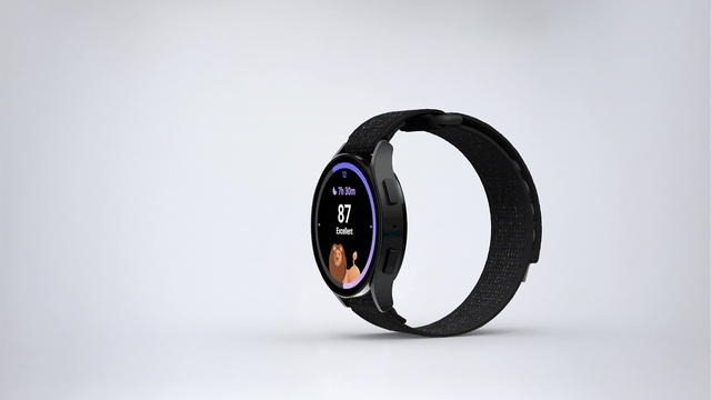 Video Reference: Flash photography, Audio equipment, Camera lens, Rim, Gadget, Output device, Automotive tire, Font, Electric blue, Circle