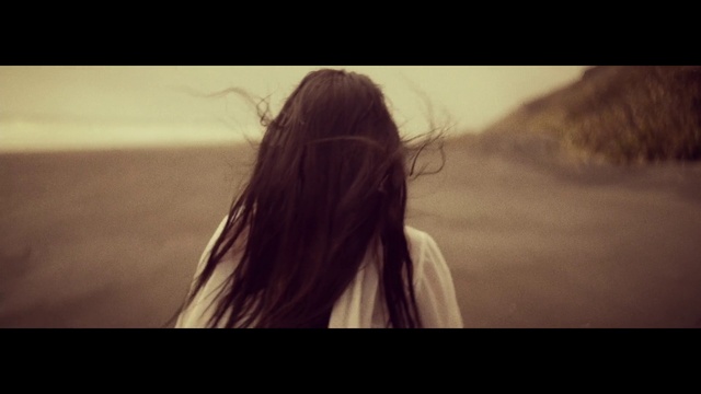 Video Reference: Smile, People in nature, Flash photography, Happy, Gesture, Natural landscape, Tints and shades, Grass, Landscape, Font