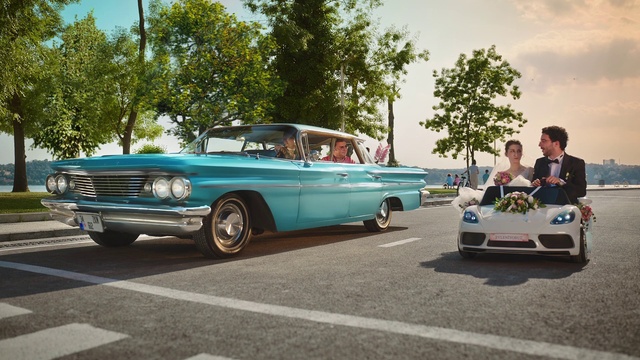 Video Reference: Tire, Wheel, Car, Land vehicle, Vehicle, Automotive parking light, Motor vehicle, Hood, Automotive design, Sky