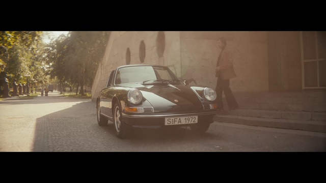 Video Reference: Automotive parking light, Wheel, Tire, Car, Land vehicle, Vehicle, Vehicle registration plate, Automotive lighting, Hood, Automotive tire