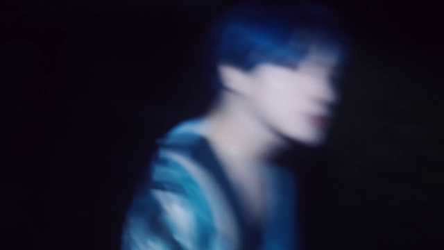 Video Reference: Flash photography, Electric blue, Entertainment, Event, Magenta, Darkness, Midnight, Font, Performance, Room