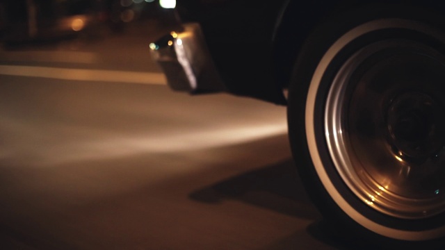 Video Reference: Tire, Automotive lighting, Automotive tire, Wheel, Automotive design, Tread, Flash photography, Automotive tail & brake light, Headlamp, Motor vehicle