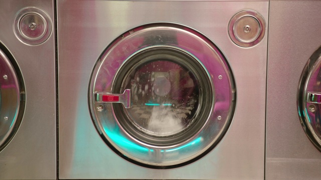 Video Reference: Washing machine, Clothes dryer, Fixture, Camera lens, Laundry, Major appliance, Laundry room, Automotive lighting, Home appliance, Lens