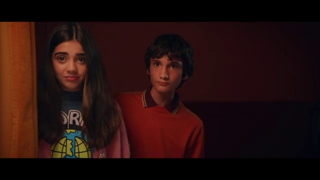 Video Reference: Flash photography, T-shirt, Event, Darkness, Electric blue, Room, Child, Fun, Animation, Conversation