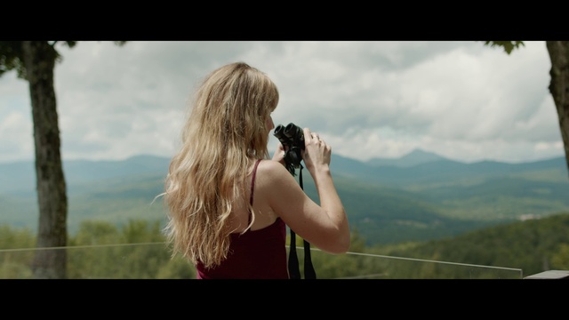 Video Reference: Cloud, Sky, People in nature, Flash photography, Happy, Grass, Landscape, Travel, Grassland, Long hair