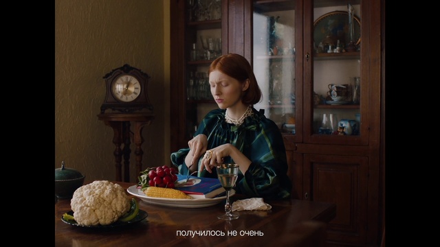 Video Reference: Table, Food, Tableware, Clock, Picture frame, Window, Cooking, Plate, Countertop, Room