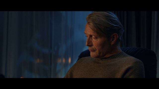 Video Reference: Cheek, Flash photography, Jaw, Wrinkle, Space, Electric blue, Facial hair, Event, Darkness, Fun