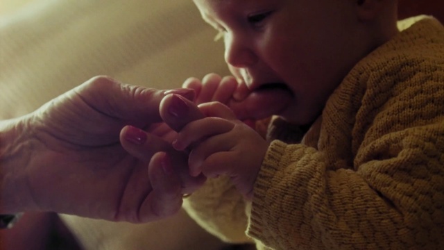 Video Reference: Nose, Face, Cheek, Skin, Lip, Hand, Mouth, Ear, Comfort, Gesture