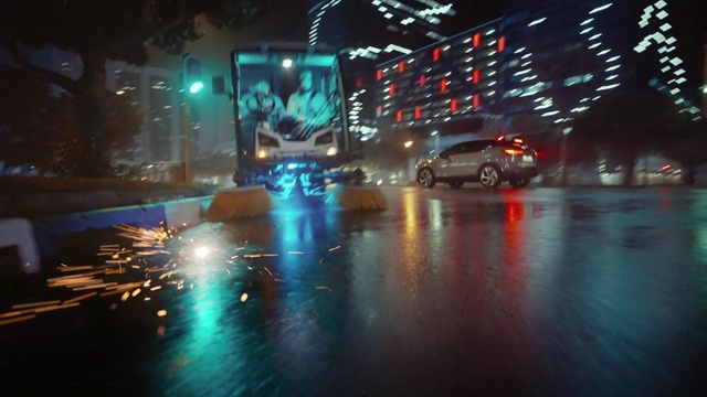 Video Reference: Wheel, Vehicle, Automotive lighting, Water, Car, Tire, Headlamp, Automotive design, Mode of transport, Motor vehicle